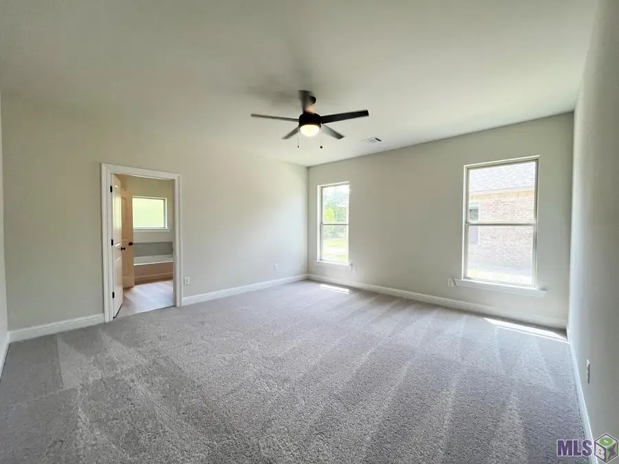 1588 S Plains Ave, Zachary, LA 70791 - #3