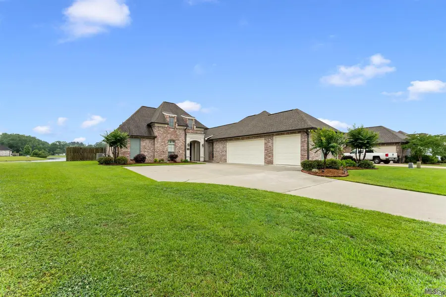 16072 Greenstone Ave, Pride, LA 70770 - #2