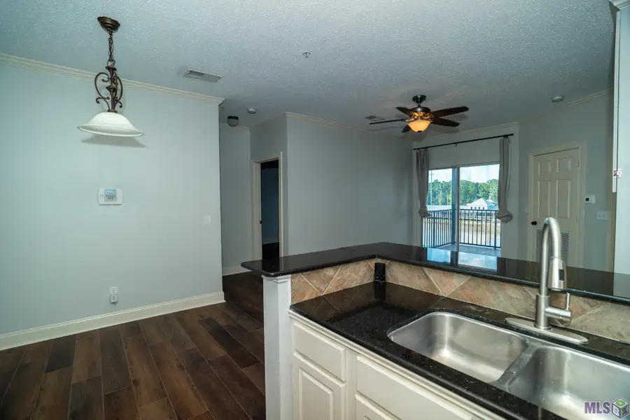 12430 River Highlands #W, Saint Amant, LA 70774 - #3