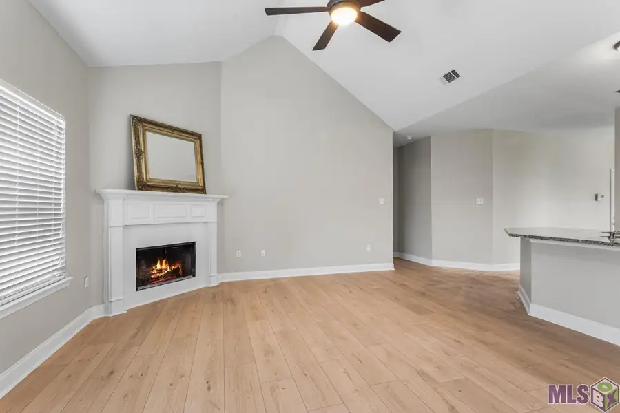43266 N Henderson Ave, Prairieville, LA 70769 - #3