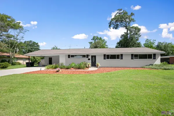 11555 Robin Hood Dr, Baton Rouge, LA 70815