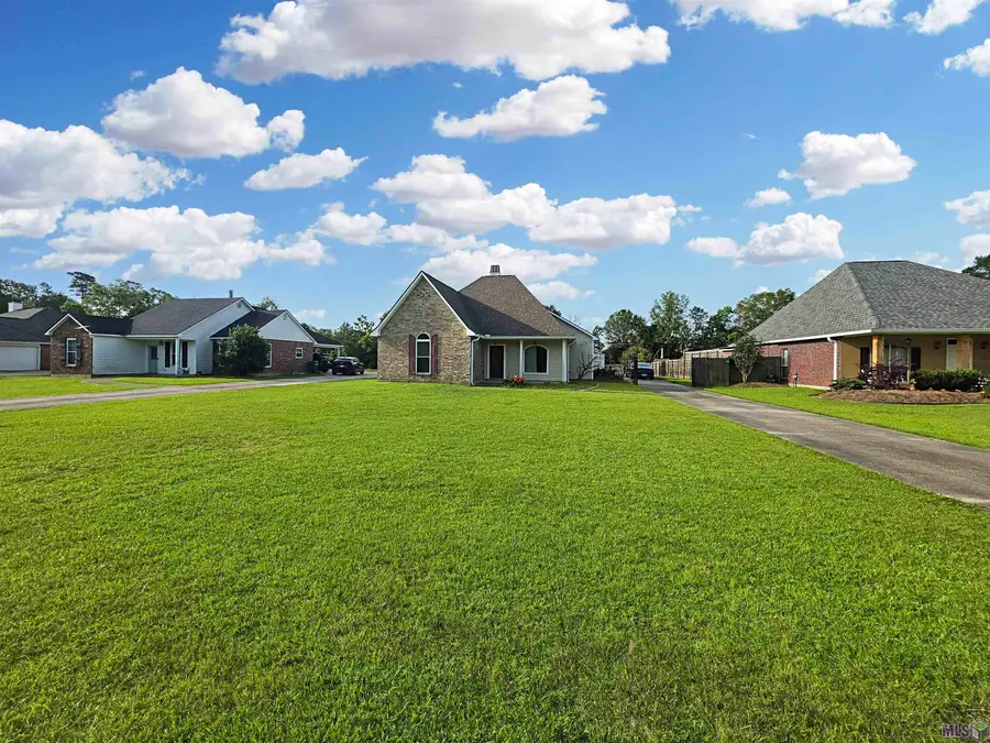 13344 David Lee Dr, Walker, LA 70785 - #2