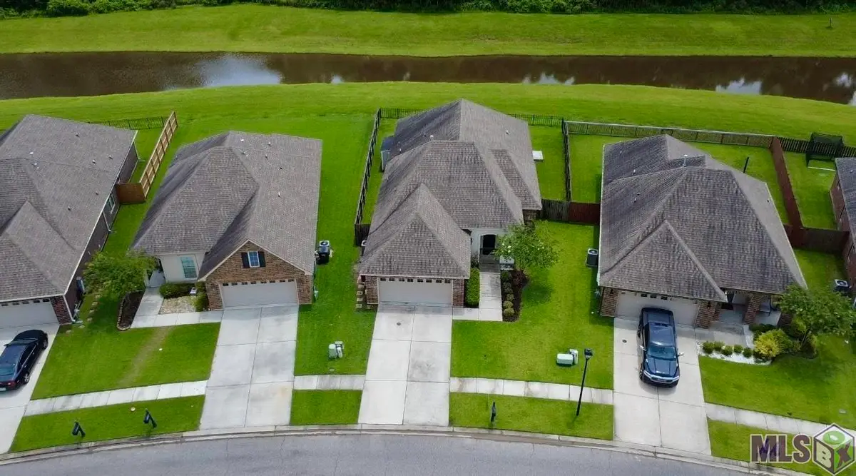 38363 Brown Rd, Prairieville, LA 70769 - #1