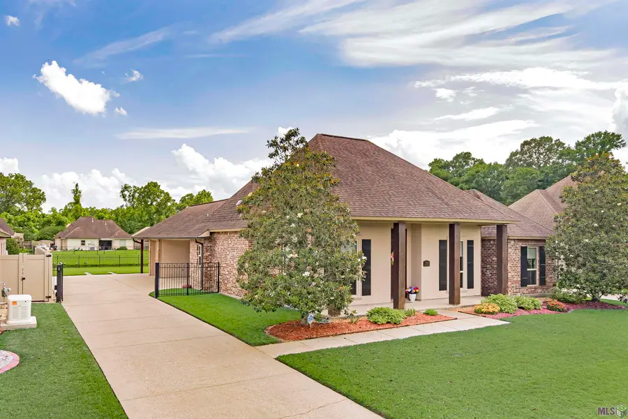 39102 Driftwood Crossing Ct, Gonzales, LA 70737 - #2