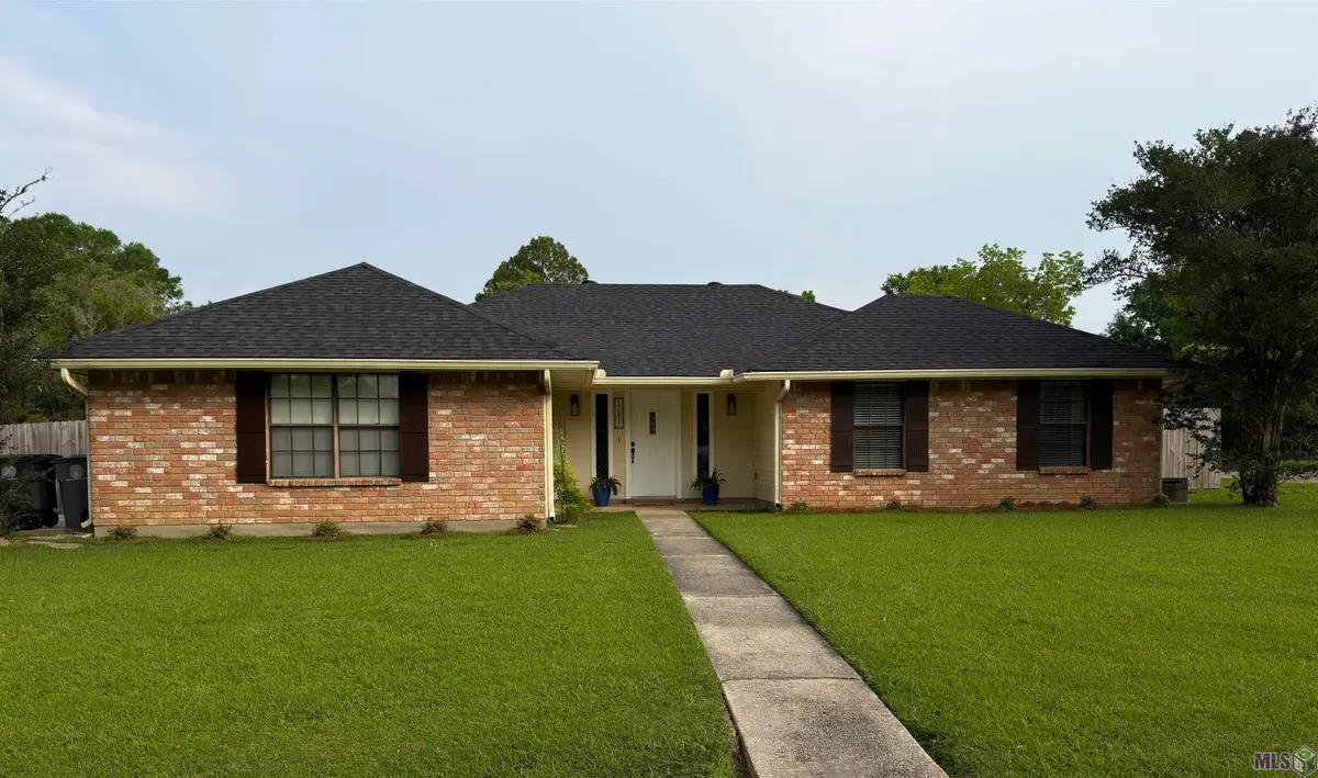 17611 Bevan Dr, Baton Rouge, LA 70817 - #1