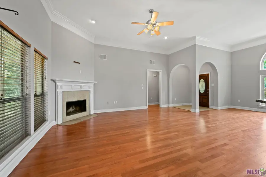 323 Autumn Woods Drive, Covington, LA 70433 - #3