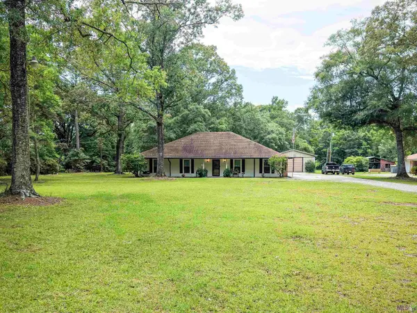 25041 Joe May Rd, Denham Springs, LA 70726