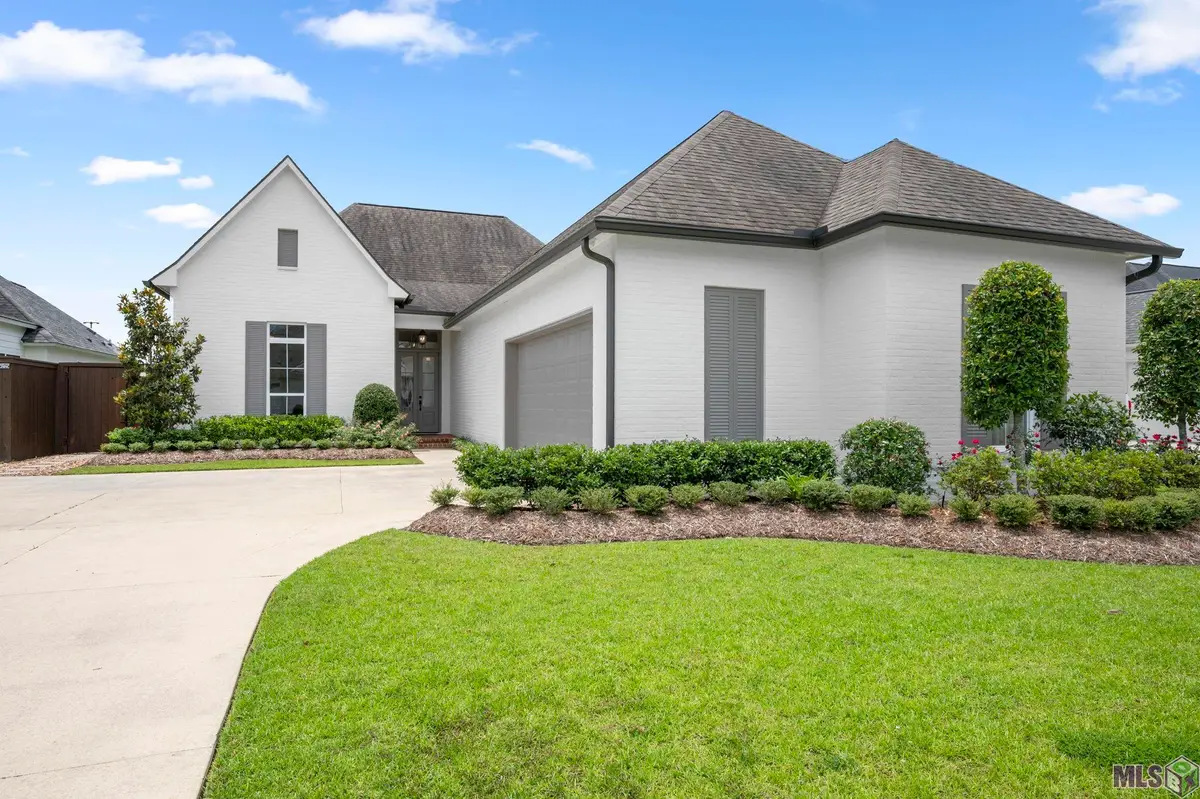 38185 Meadow Rue Dr, Prairieville, LA 70769 - #1