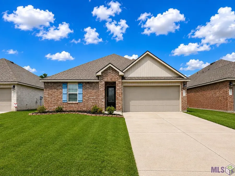 30716 Pine Grove Dr, Denham Springs, LA 70726 - #2