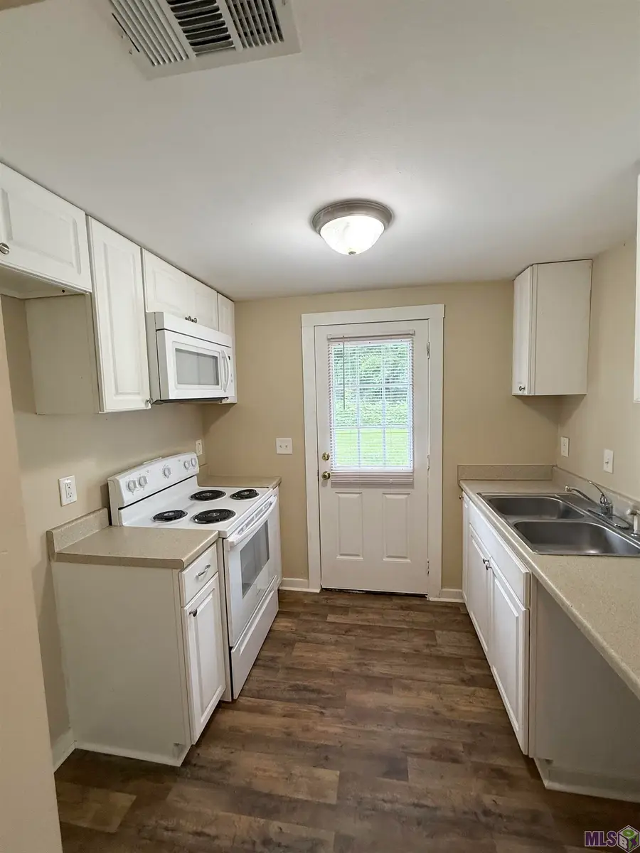 9347 Bimini Dr, Baton Rouge, LA 70810 - #2