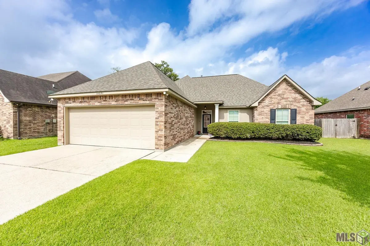 14371 Stonegate Manor Dr, Gonzales, LA 70737 - #1
