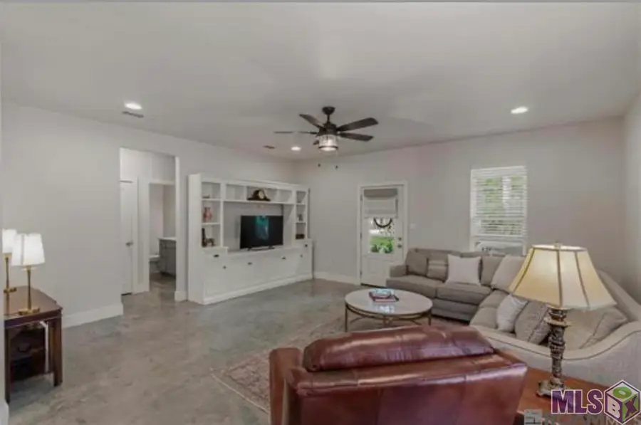 4442 39th St, Zachary, LA 70791 - #3