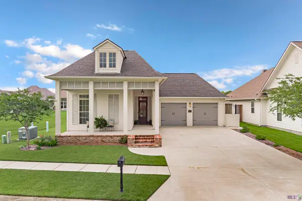 38182 Emery Ln, Prairieville, LA 70769