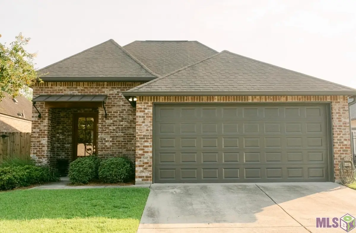 7704 Ibiza Dr, Baton Rouge, LA 70820 - #1