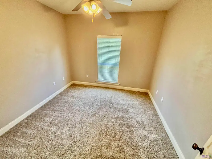 10073 Chanel Dr, Denham Springs, LA 70706 - #3