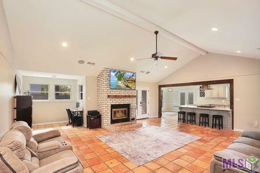 5627 Bayridge Dr, Baton Rouge, LA 70817 - #2