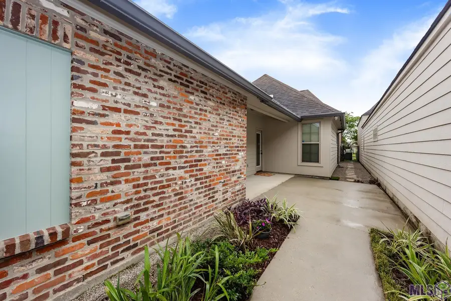 14043 Arbor Grove Dr, Baton Rouge, LA 70810 - #2