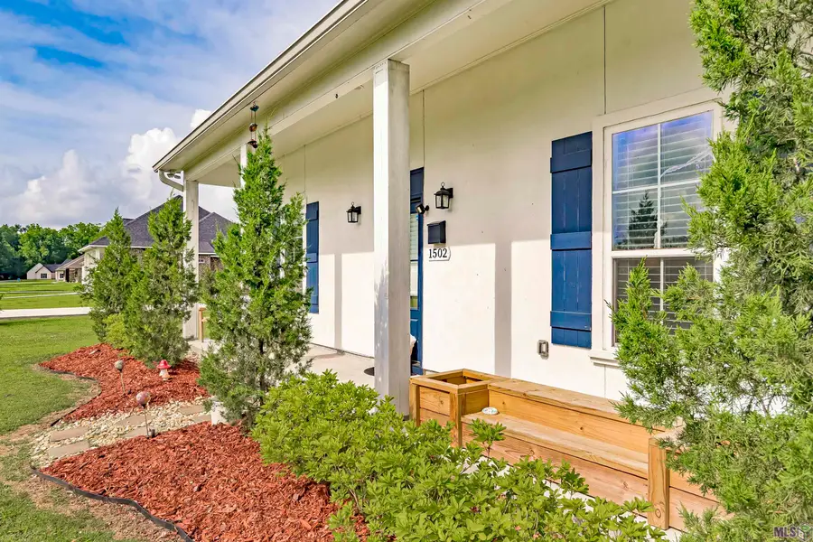 1502 Lamotte Ln, Port Allen, LA 70767 - #2
