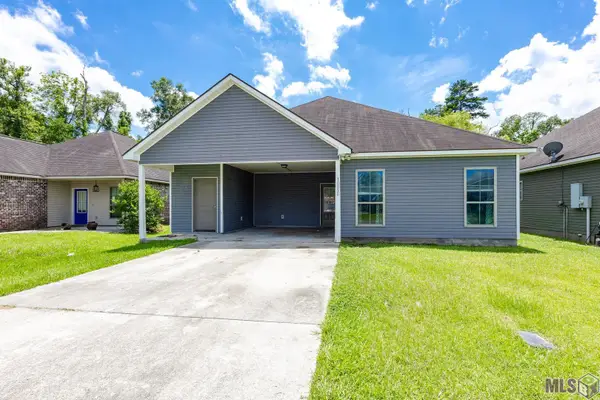10830 Field Pointe Dr, Denham Springs, LA 70726