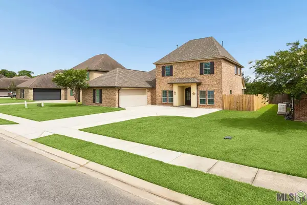 8661 Sandpiper Street, Denham Springs, LA 70706