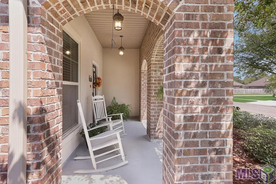 18341 Sunset Park Dr, Prairieville, LA 70769 - #3