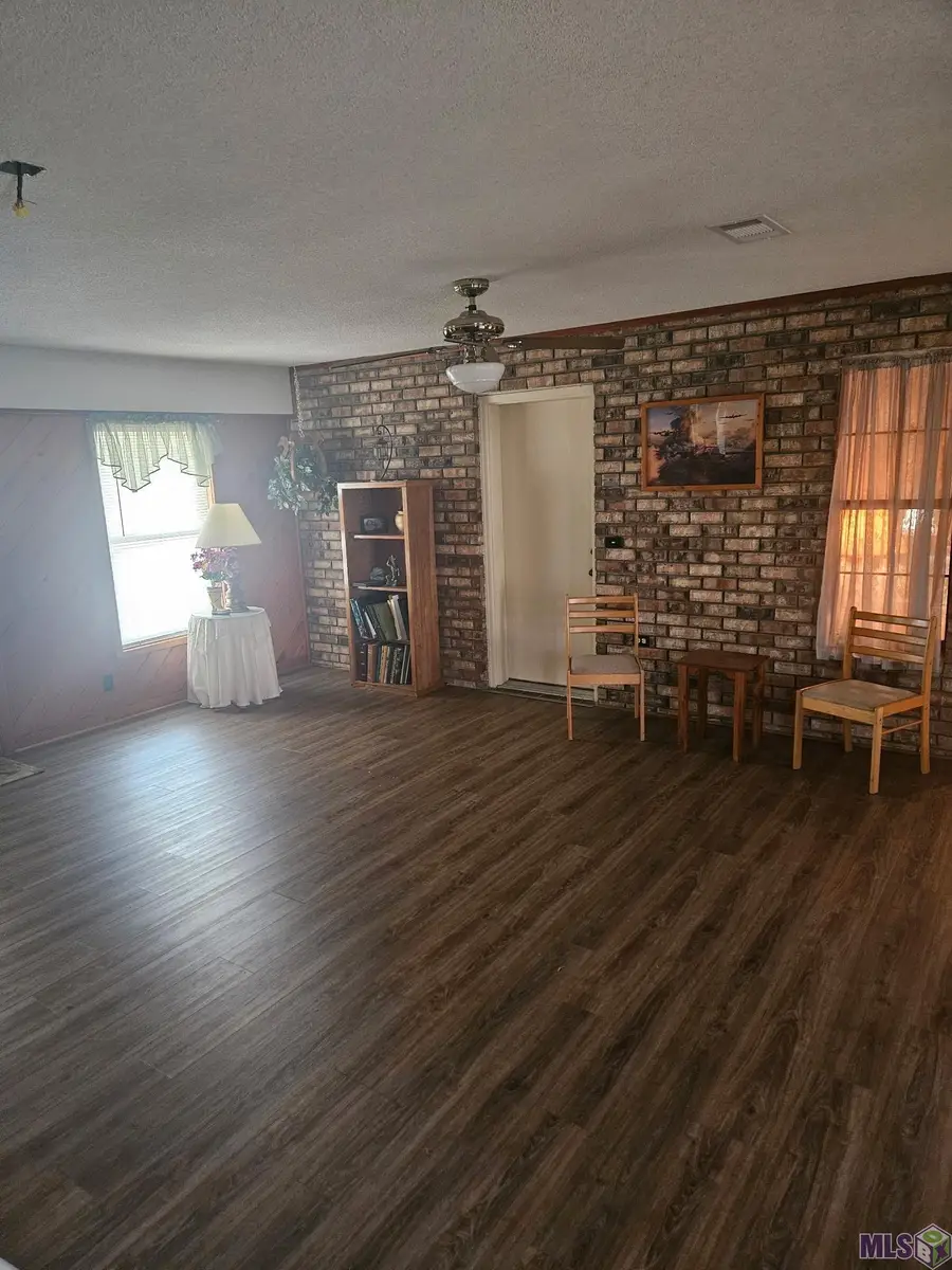 16183 Cortez Ave, Prairieville, LA 70769 - #2