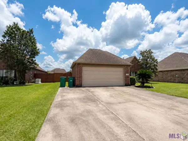 11446 Lemonwood Dr, Denham Springs, LA 70726