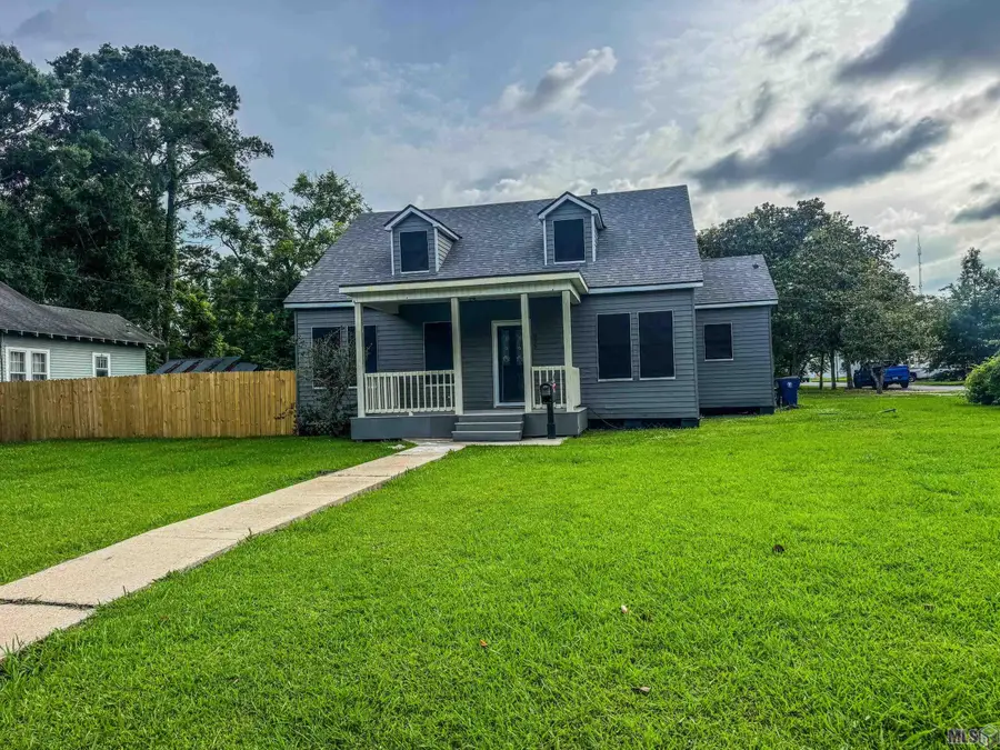 825 N Ave H, Crowley, LA 70526 - #2