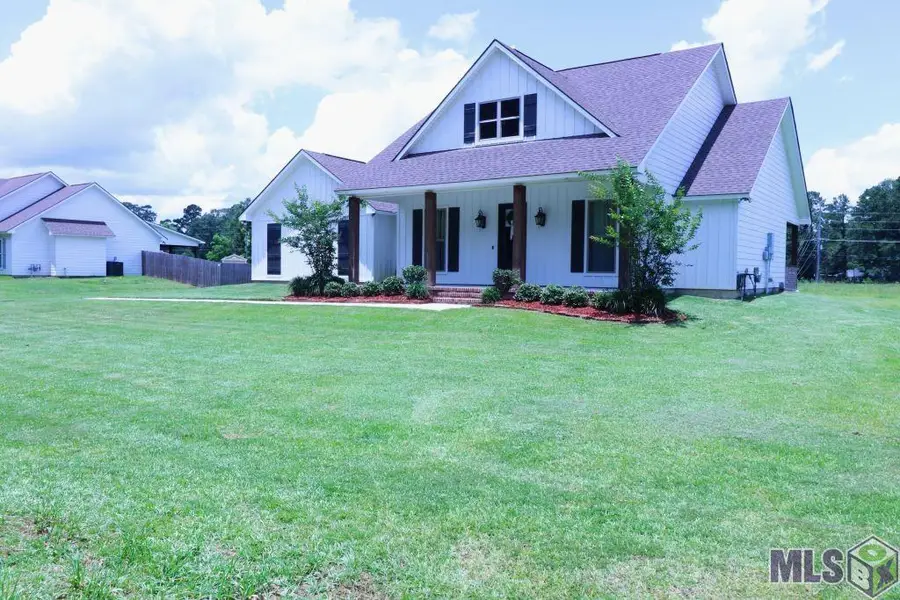 7521 Yucan Rd, Denham Springs, LA 70726 - #2
