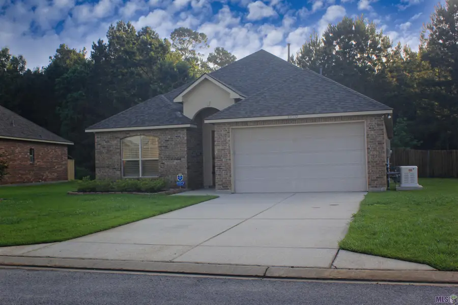 23372 Conifer Dr, Denham Springs, LA 70726 - #2