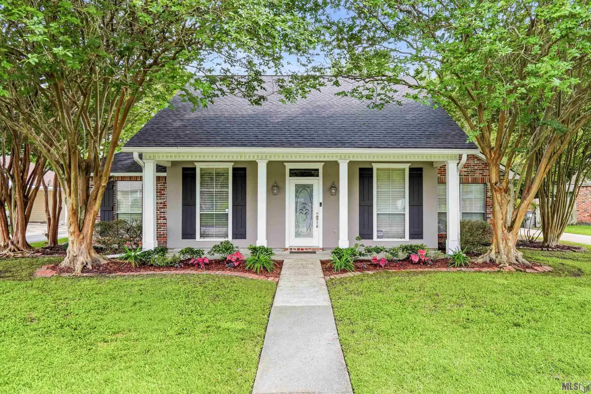 5253 River Meadow Dr, Baton Rouge, LA 70820 - #1