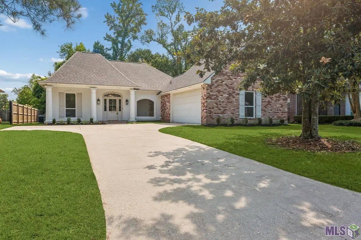18508 Plantation Blvd, Prairieville, LA 70769 - #1
