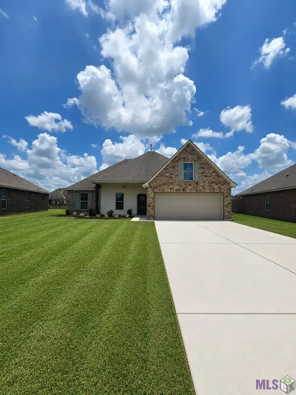 23154 Arcwood Dr, Denham Springs, LA 70726