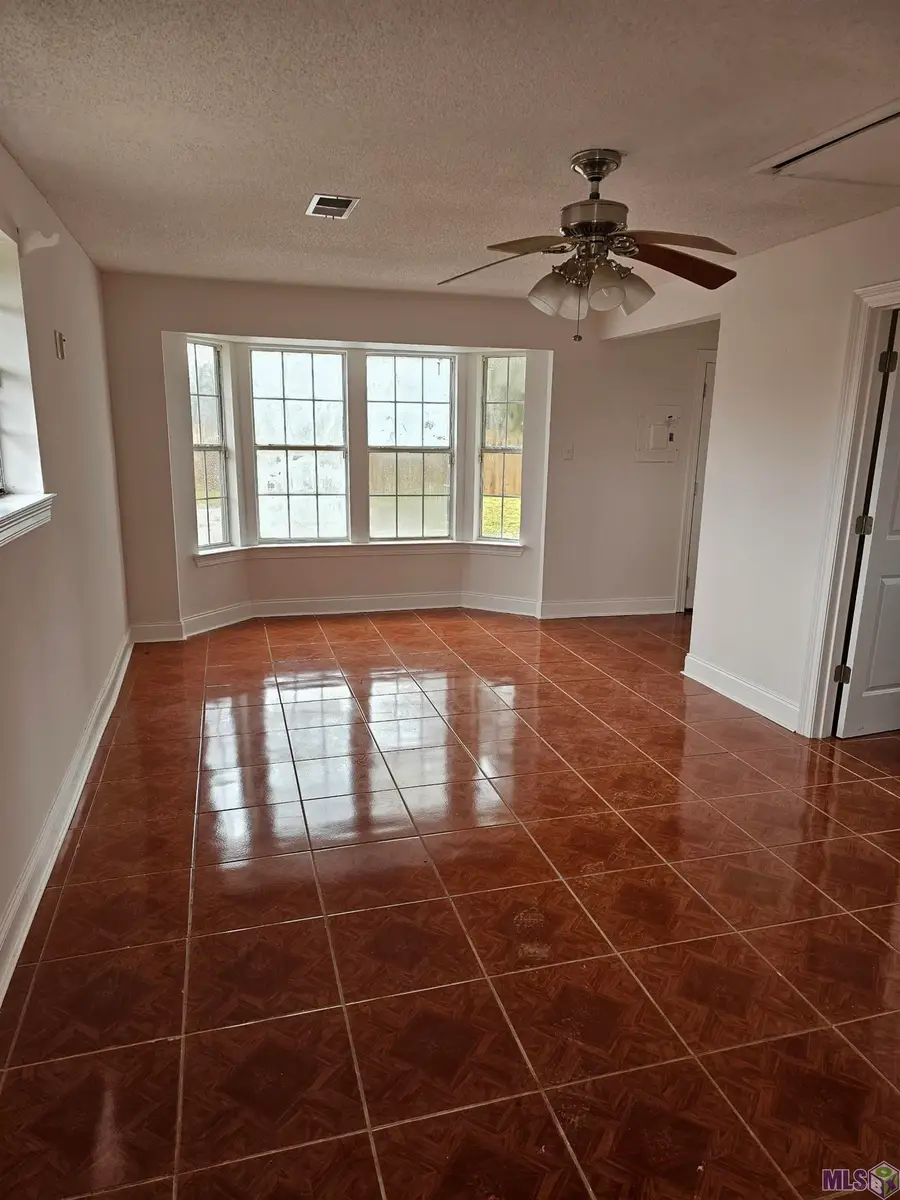 334 Somerset St, Laplace, LA 70068 - #3