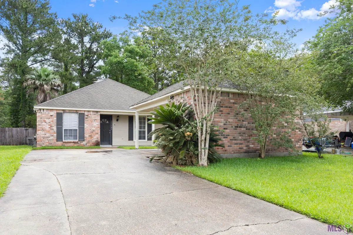 17385 Deer Lake Ave, Baton Rouge, LA 70816 - #1