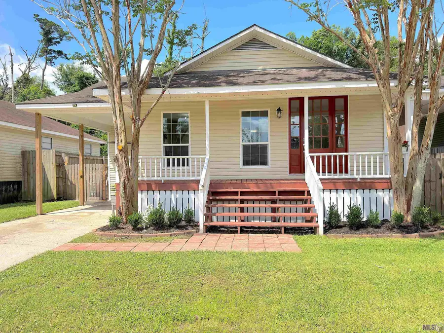 8608 Nottaway St, Denham Springs, LA 70726 - #2