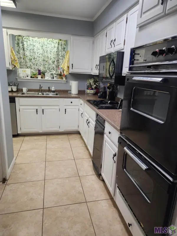 2512 Shadowbrook Dr, Baton Rouge, LA 70816