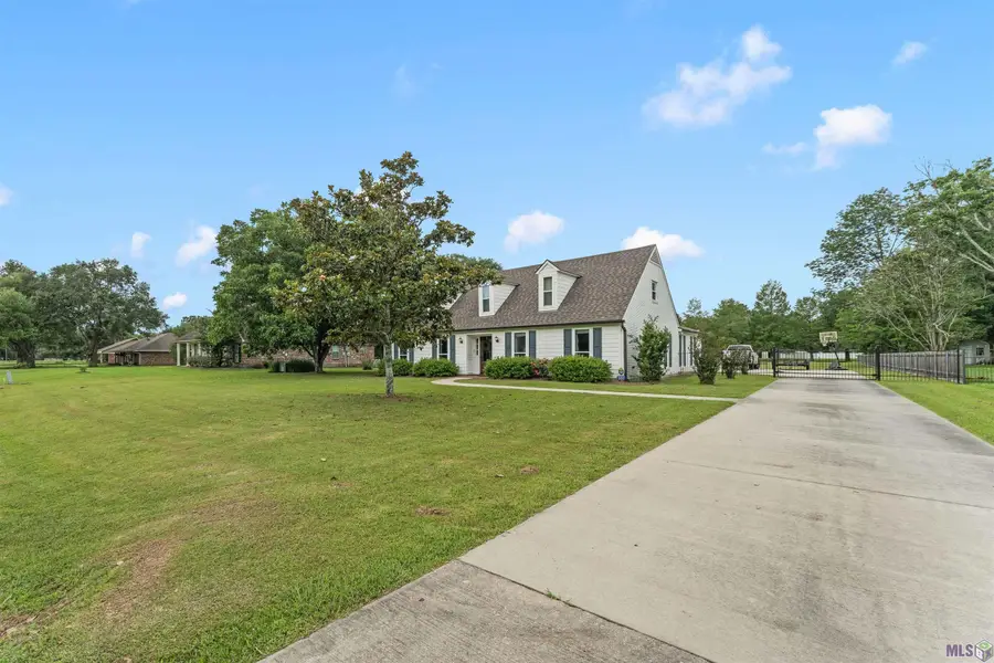 10417 Shoe Creek Dr, Baton Rouge, LA 70818 - #3