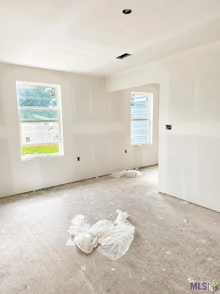 201 Leslie St, Denham Springs, LA 70726 - #3