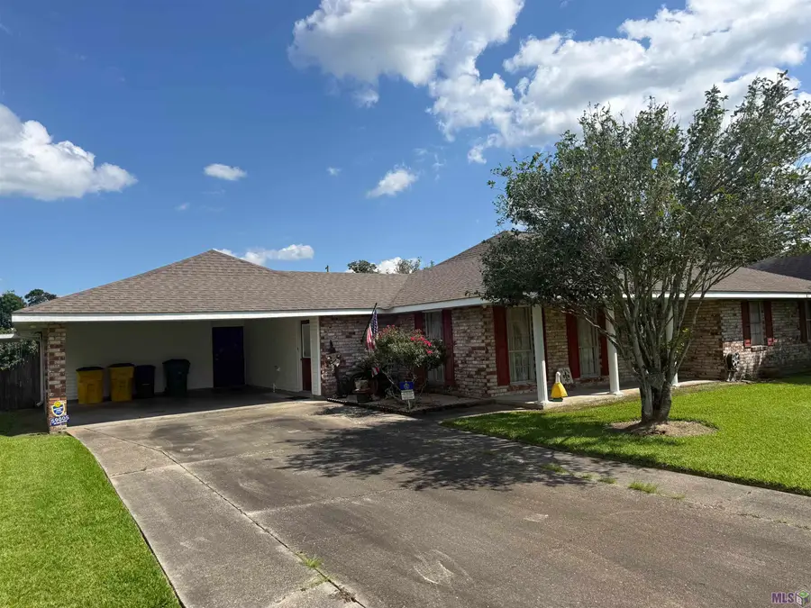 59005 Obier St, Plaquemine, LA 70764 - #2