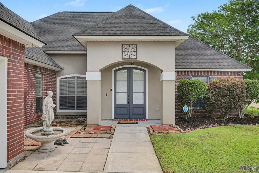 26010 Wimbledon Dr, Denham Springs, LA 70726 - #2