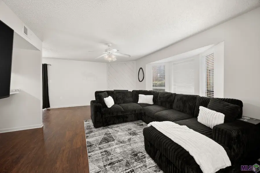 1727 S Brightside View Dr #A, Baton Rouge, LA 70820 - #3