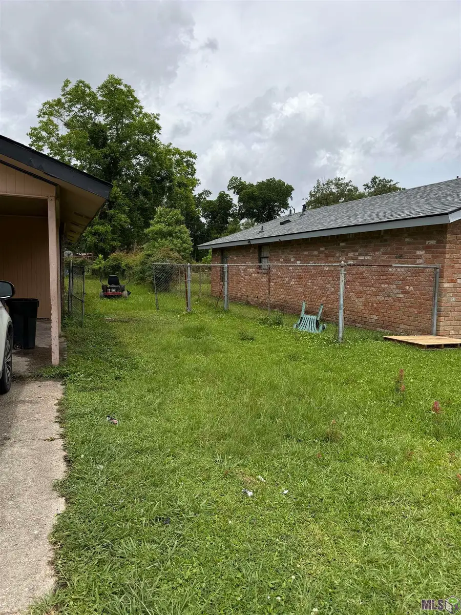 13469 Abraham Dr, Baton Rouge, LA 70807 - #2