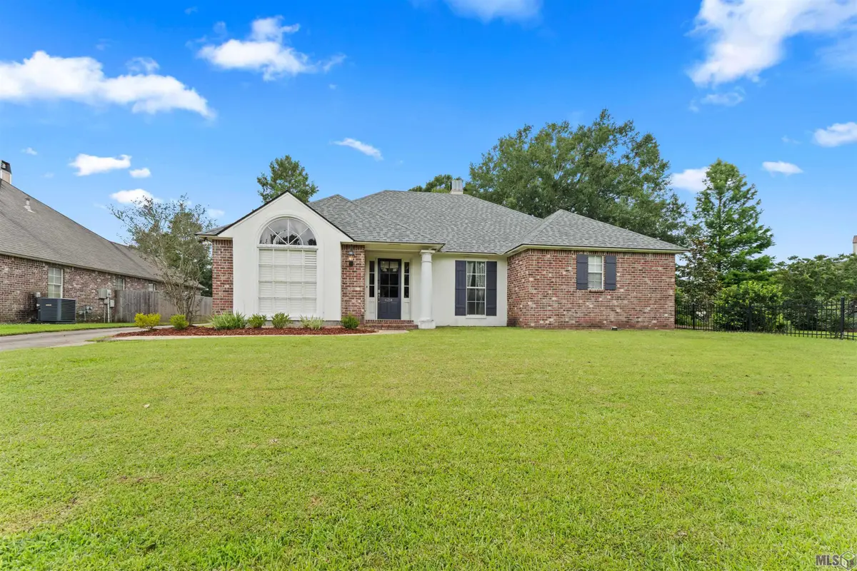 6214 Riverine Dr, Baton Rouge, LA 70820 - #1