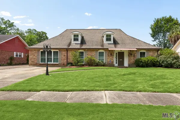 9772 Chateau Dr, Baton Rouge, LA 70815