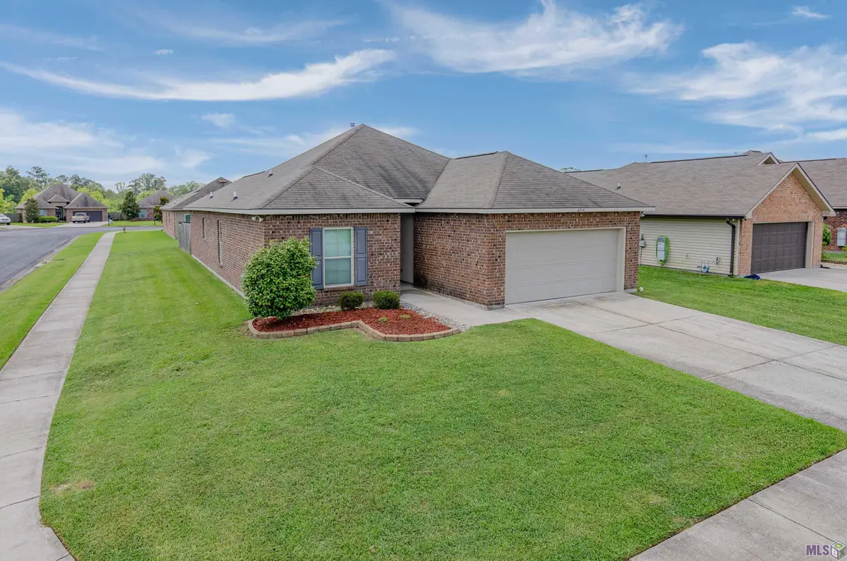 42541 Pebblestone Ave, Prairieville, LA 70769 - #1