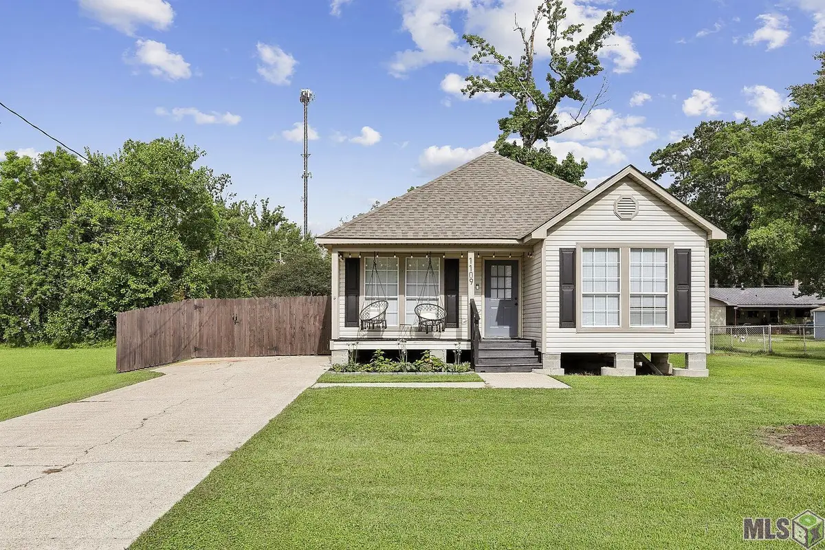 1109 N Janice Ave, Gonzales, LA 70737 - #1