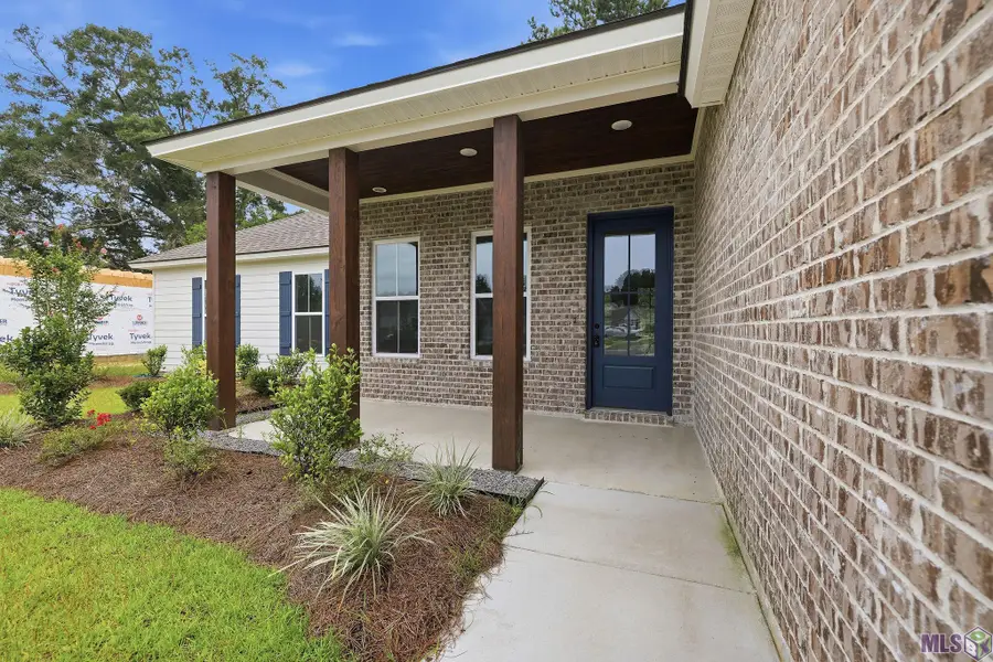 33505 Tenor Dr, Denham Springs, LA 70706 - #2