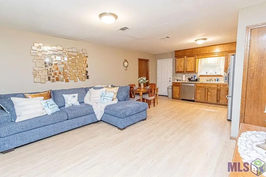 826 Myrtle St, Baker, LA 70714 - #3