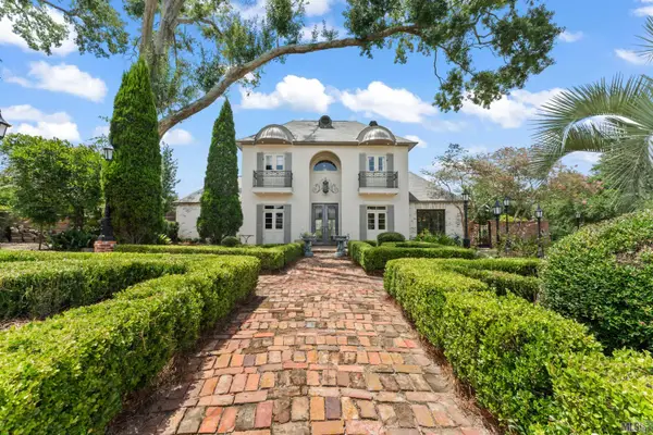 17410 W Muirfield Dr, Baton Rouge, LA 70810